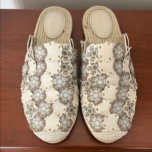 Coach Women's Floral Leather Slide Sandals in Cream size 9